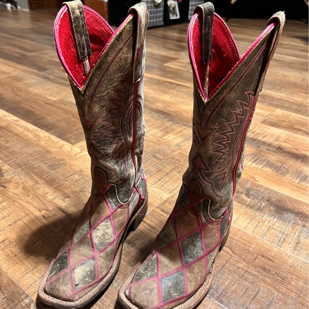 Women's Brown and Red Western Boots
